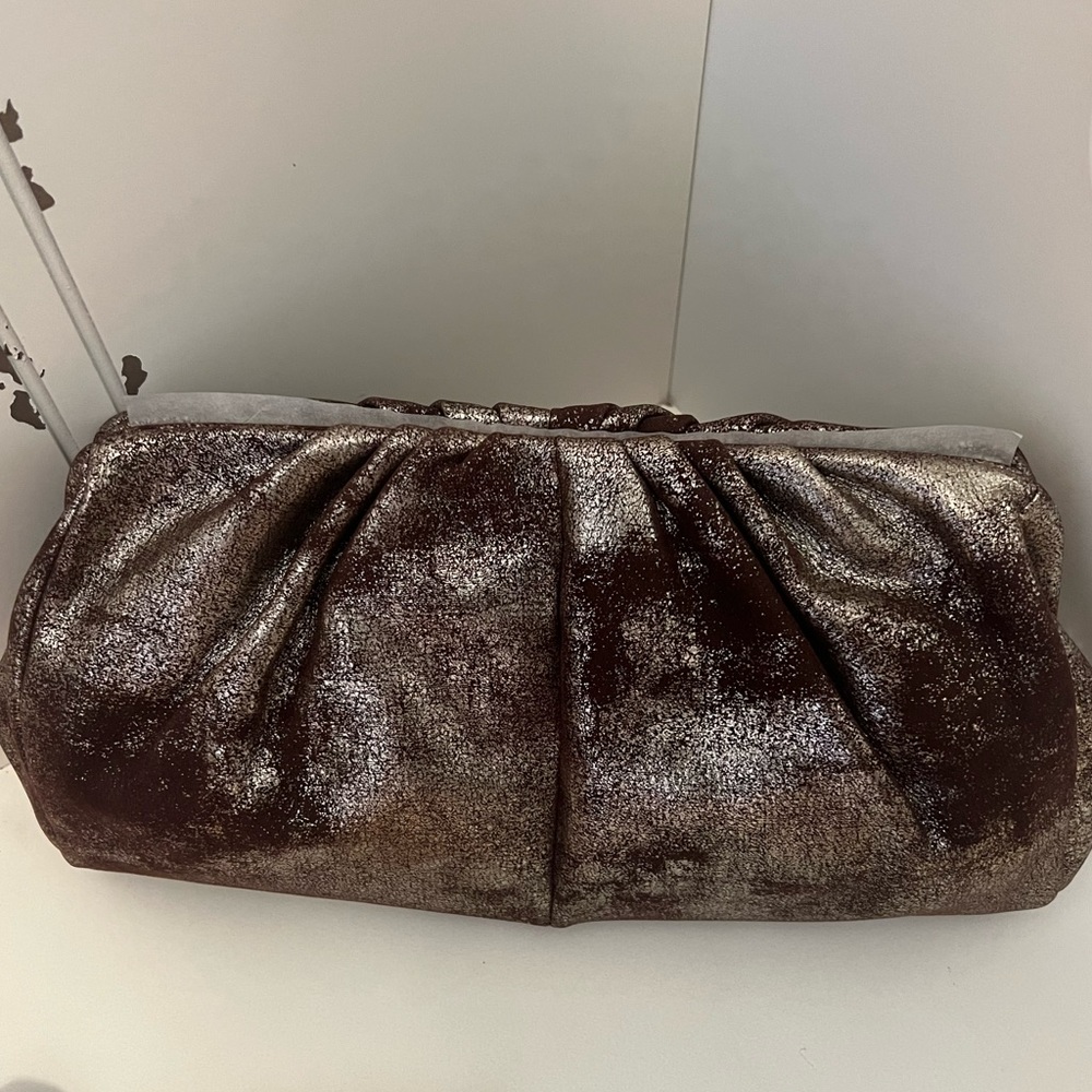 HOBO clutch